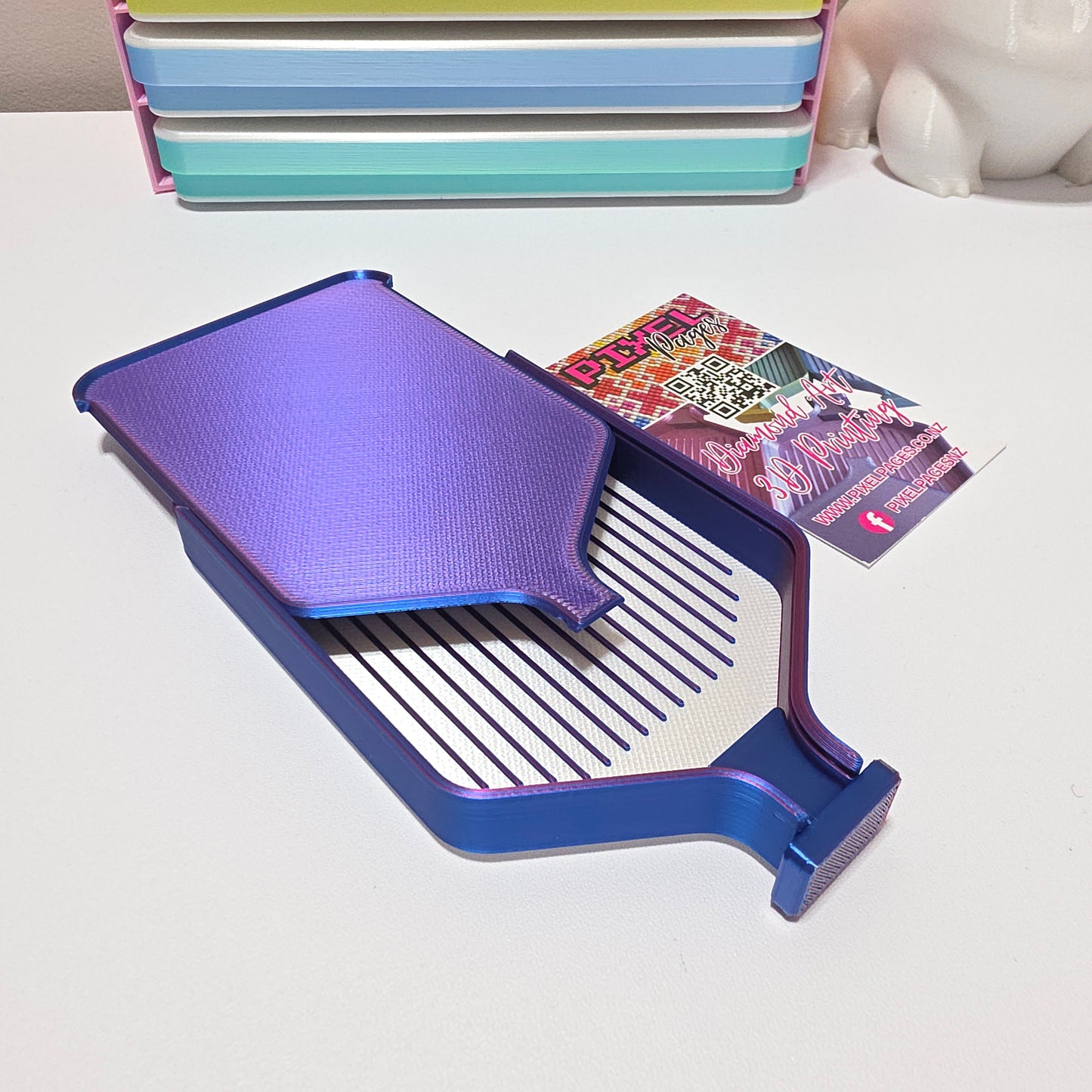Luxury Diamond Painting Drill Tray with Lid & Stopper Blueberry/Pearl White