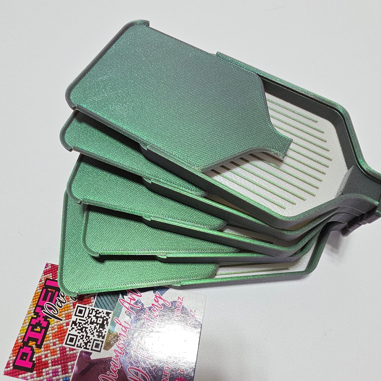 Luxury Mini Diamond Painting Drill Tray with Lid & Stopper - Glitter Dust Singles