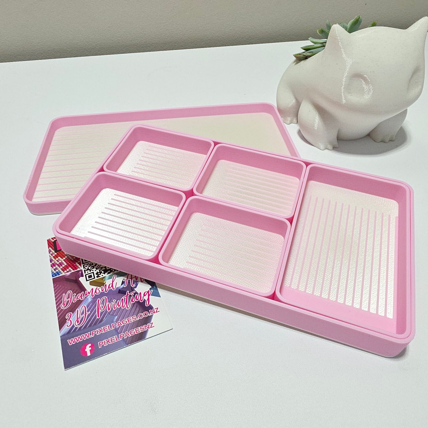 Pixel Palettes 1 Medium + 4 Mini Trays