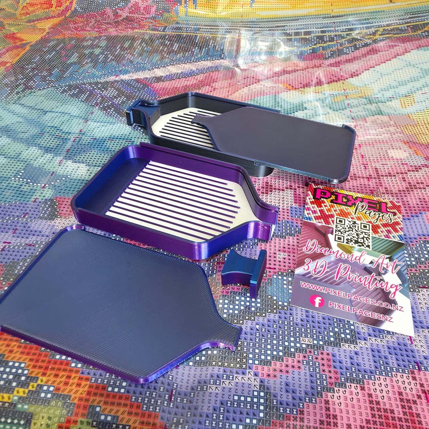 Luxury Mini Diamond Painting Drill Tray with Lid & Stopper - Pearl White & Fantasy