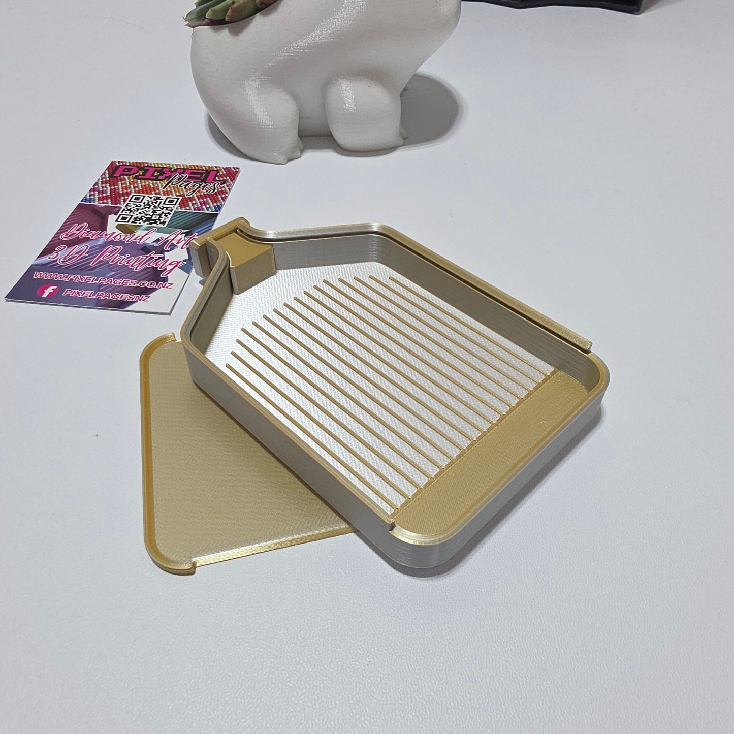 Luxury Diamond Painting Drill Tray with Lid & Stopper Royal/Pearl White