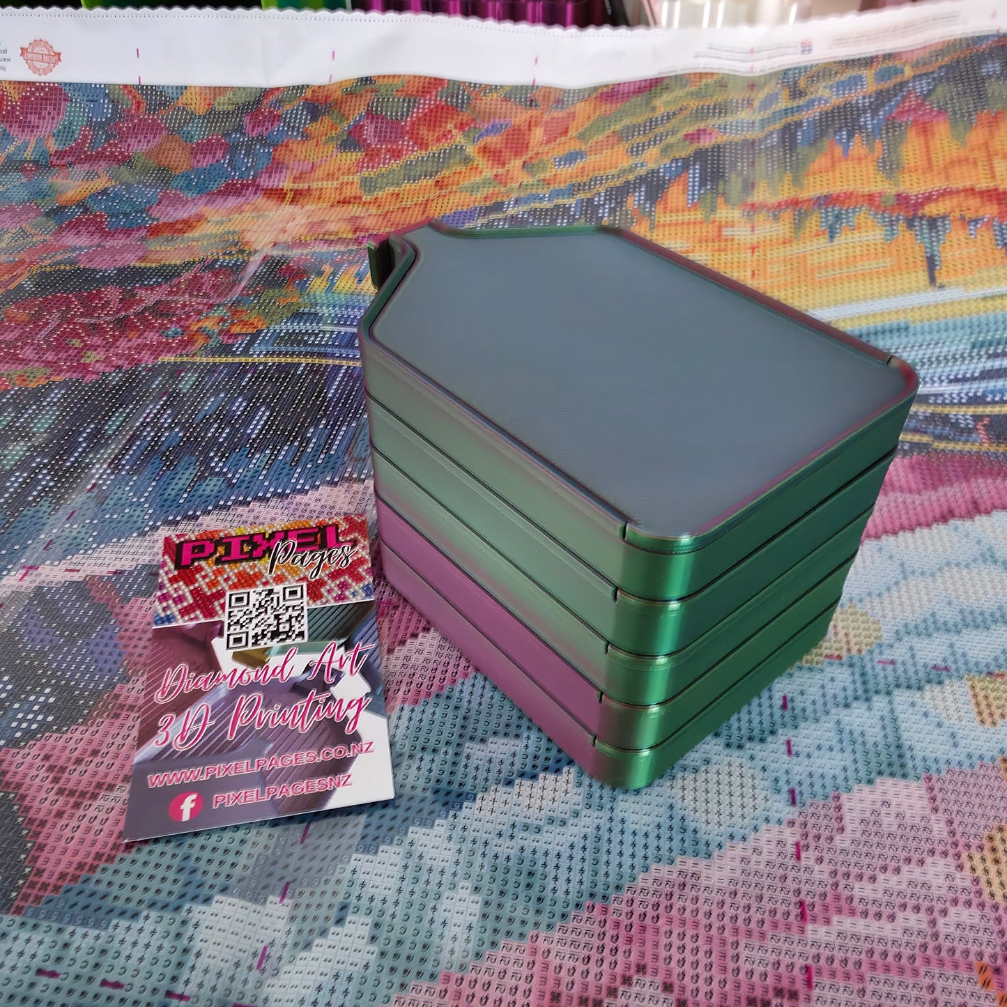 Luxury Diamond Painting Drill Tray with Lid & Stopper - Pixie