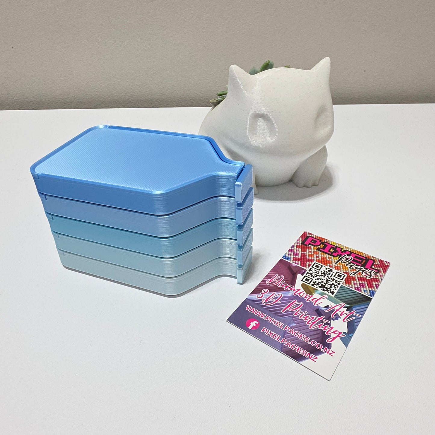 Luxury Mini Set of 5 Stack-able Trays - Pearl White & Iceburg