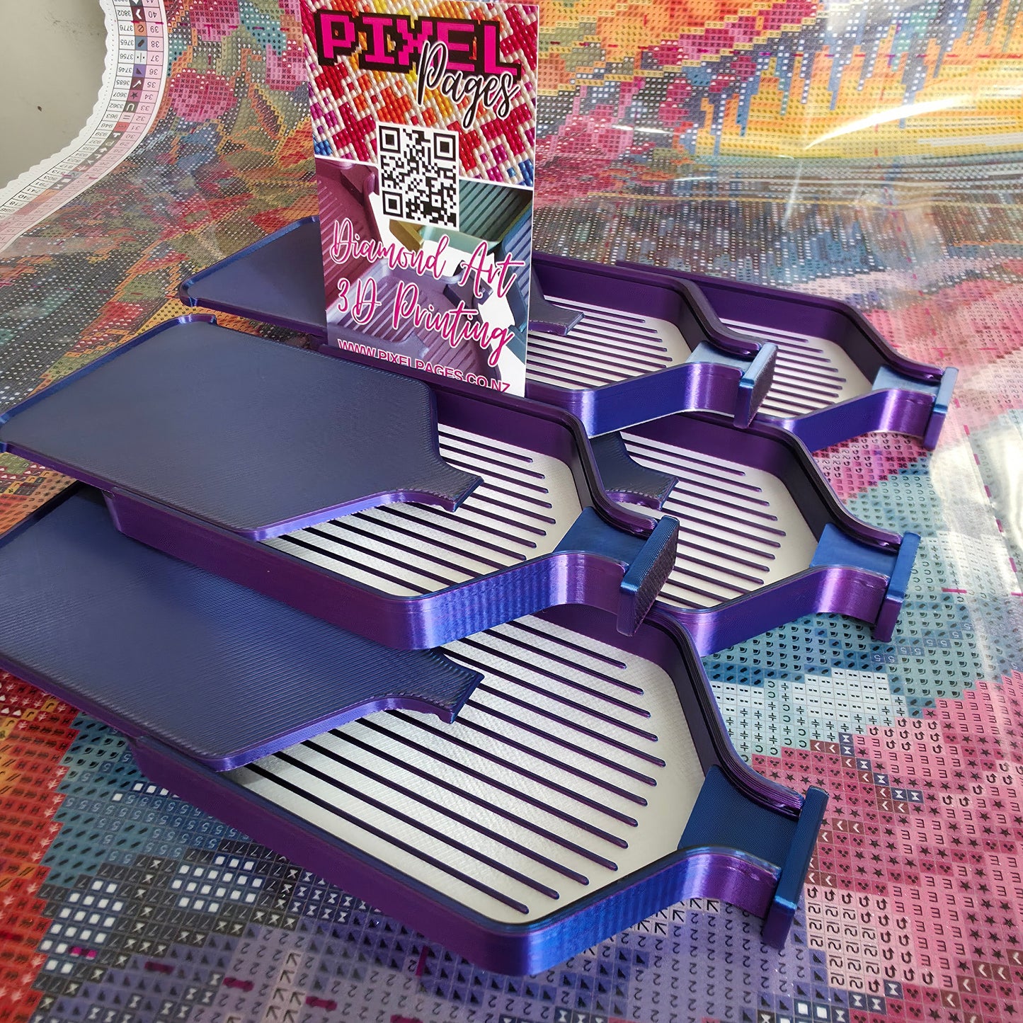Luxury Mini Diamond Painting Drill Tray with Lid & Stopper - Pearl White & Fantasy