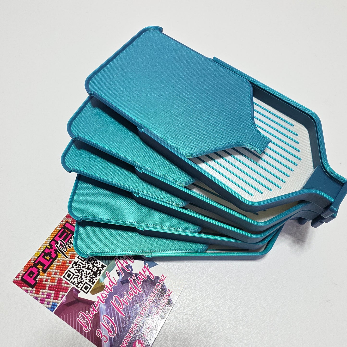 Luxury Mini Diamond Painting Drill Tray with Lid & Stopper - Glitter Dust Singles
