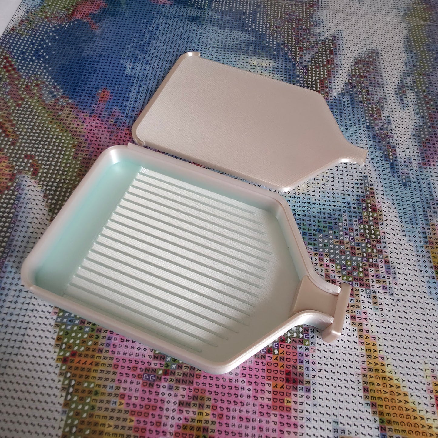 Luxury Set of 5 Stack-able Trays - Silk white & Fairytale