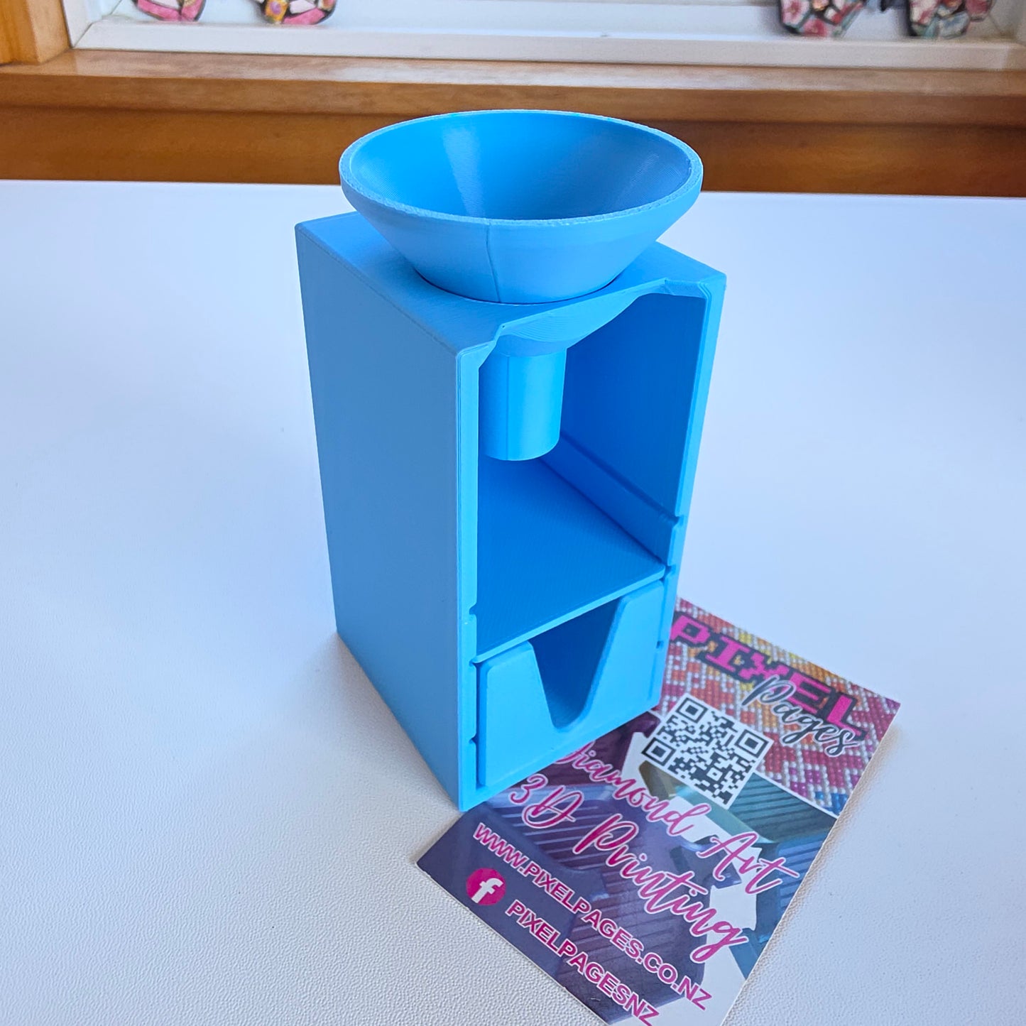 Universal Funnels