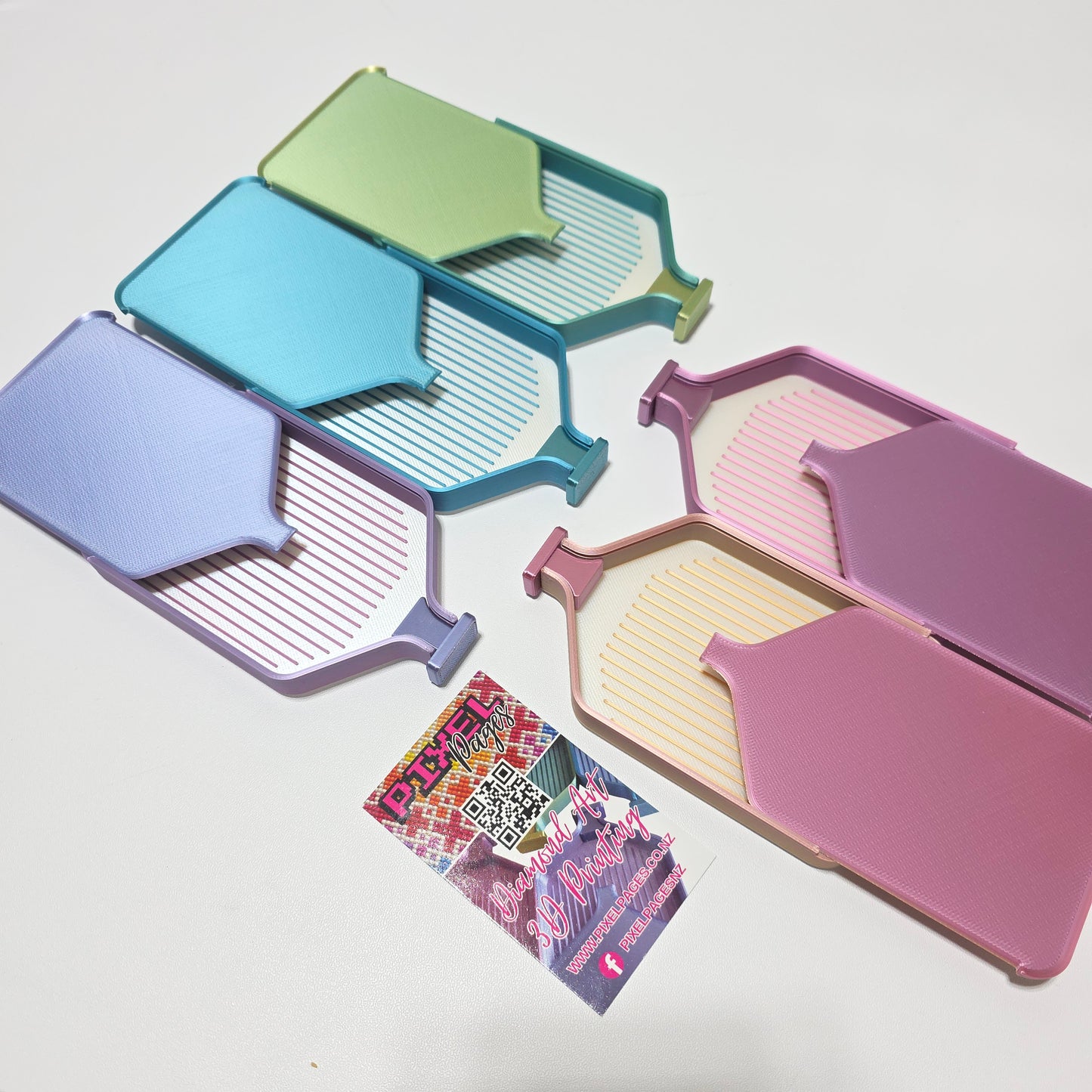 Luxury Set of 5 Stack-able Trays - Silk white & Paddle Pop