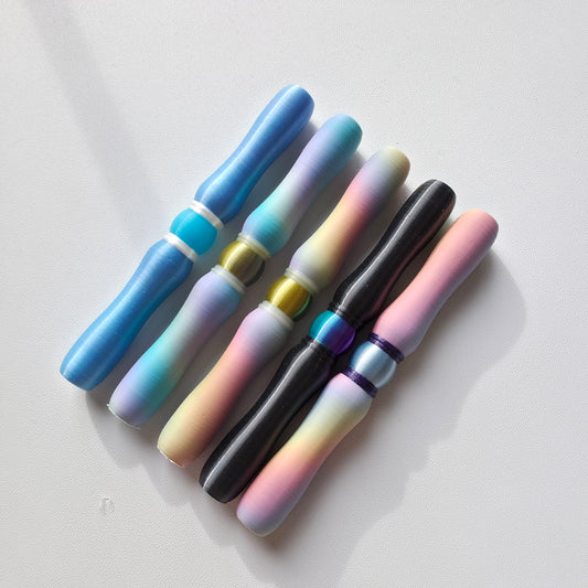Pen with cap - Sleek refillable tip & Twist tip